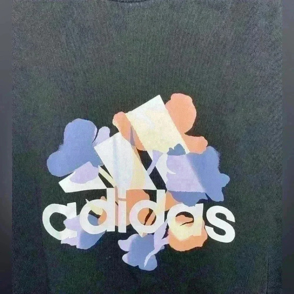 💜 Women’s Adidas Black Short Sleeve Shirt - Picture 3 of 6